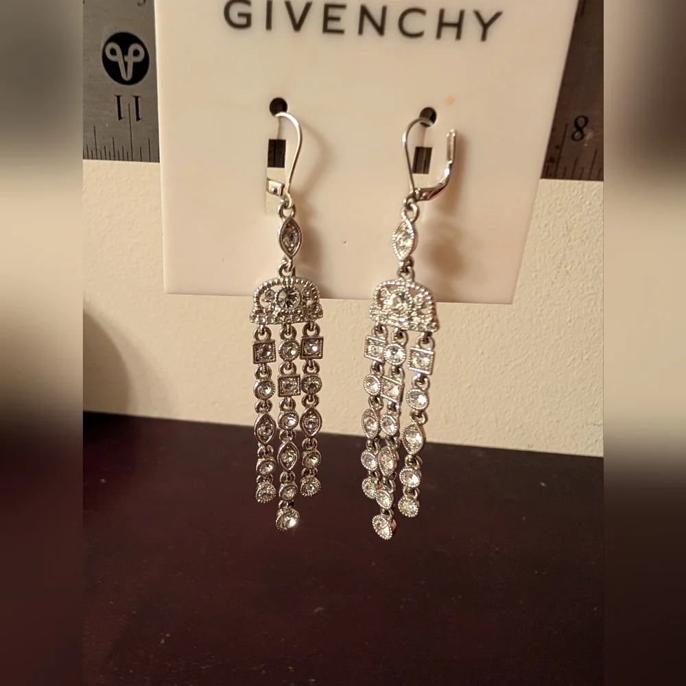 New Givenchy Sparkling Crystal Chandelier Earrings - Picture 8 of 8